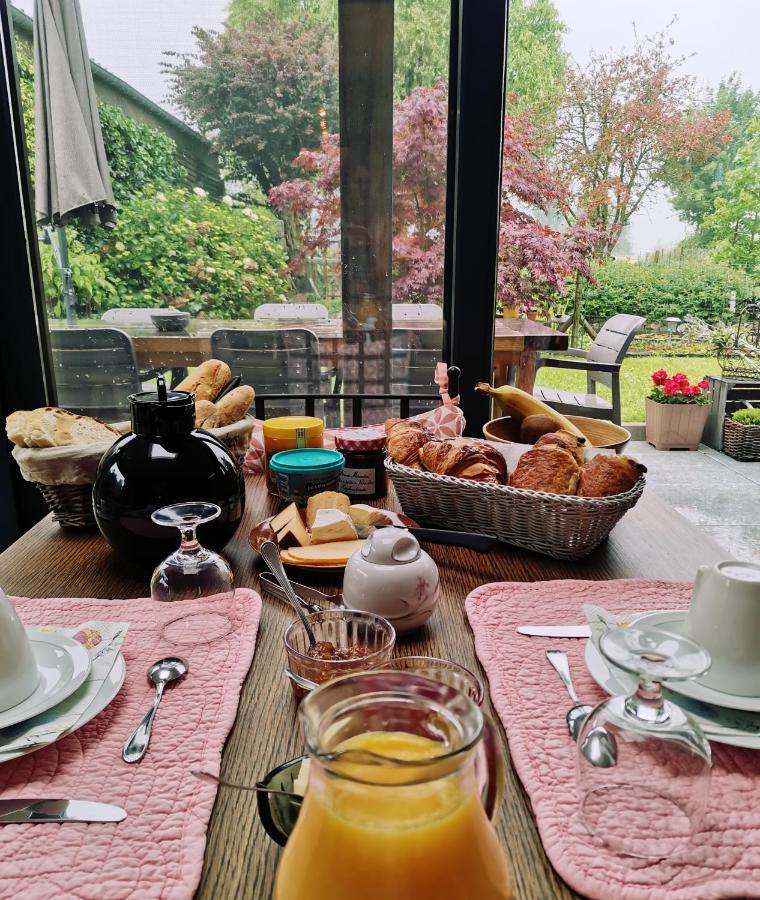 Entre Monts Et Collines B&B Et Spa En Option Exterior foto